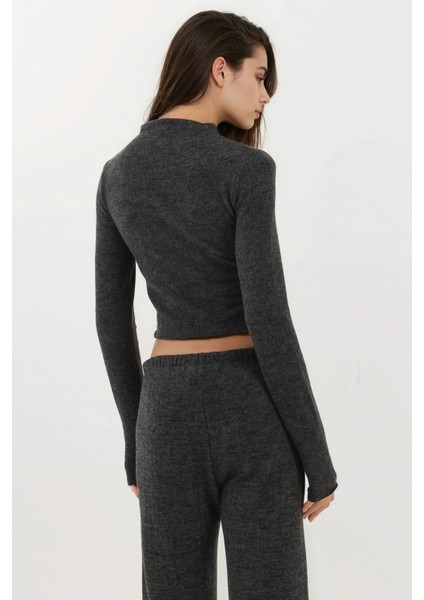 Kadın Yumuşak Dokulu Yarım Balıkçı Yaka Crop Bluz Busem Collection Koyu Gri fiyatları