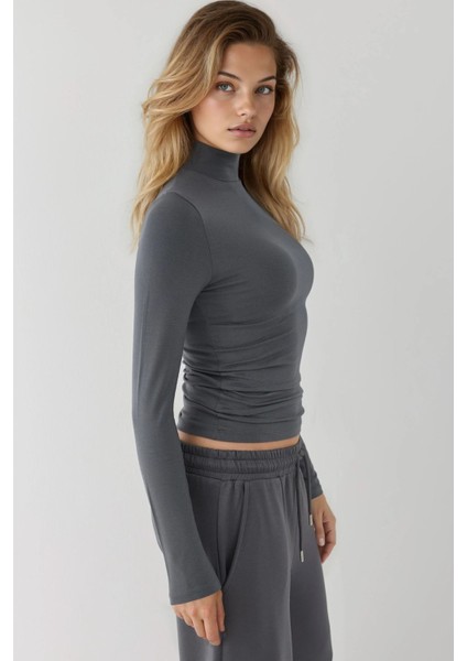 Kadın Slim Fit Yarım Balıkçı Yaka Bluz Busem Collection Grey fiyatları
