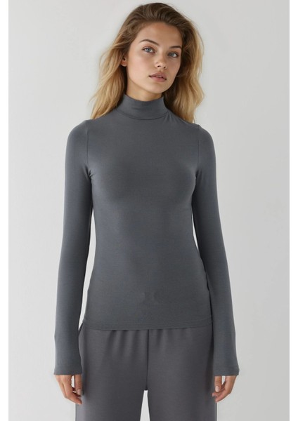 Kadın Slim Fit Yarım Balıkçı Yaka Bluz Busem Collection Grey indirimleri