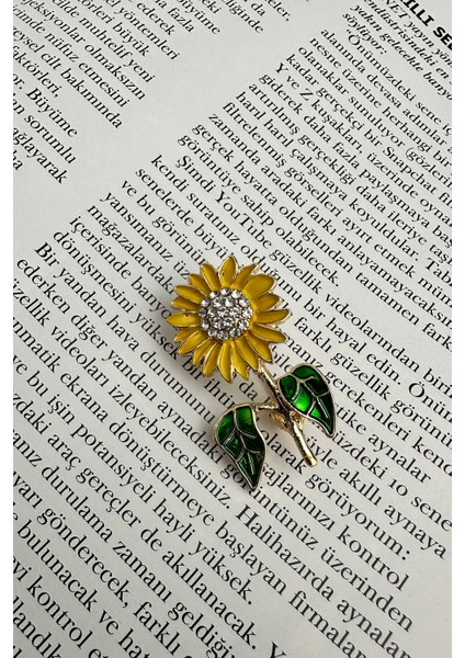 Altın Rengi Mineli Yaprak Detay Taşlı Ayçiçeği Broş (3cm) indirimleri