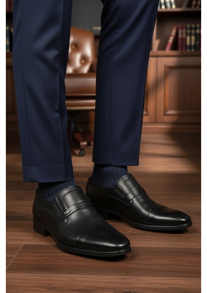 Siyah Hakiki Deri Kaymaz Taban Erkek Klasik Ayakkabı 976 M modelleri