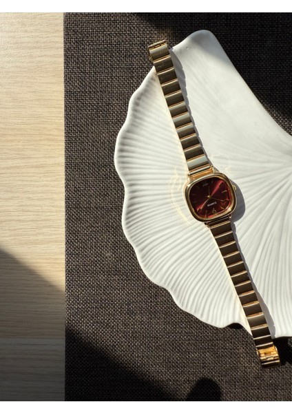 Retro Minimal Metal Kordon Vintage Kadın Kol Saati