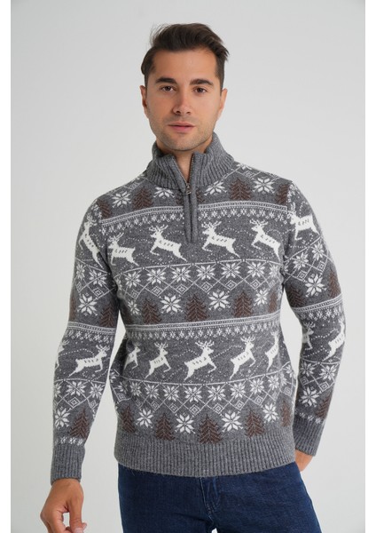 Erkek Kısa Fermuarlı Dik Yaka Jakarlı Geyikli Yün Yılbaşı Kazak TRIST-5362 modelleri
