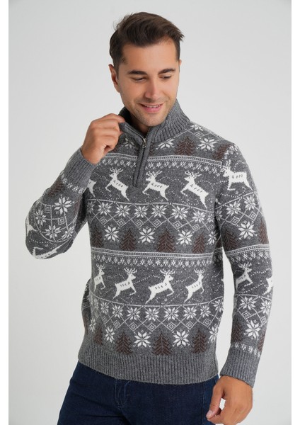 Erkek Kısa Fermuarlı Dik Yaka Jakarlı Geyikli Yün Yılbaşı Kazak TRIST-5362