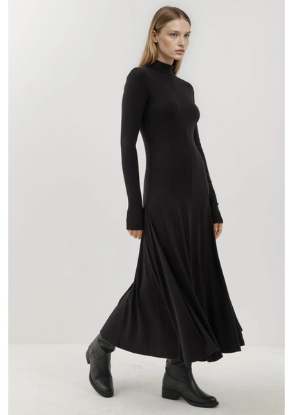 Kadın Dokulu Yarım Balıkçı Yaka Uzun Elbise Busem Collection Black fiyatları