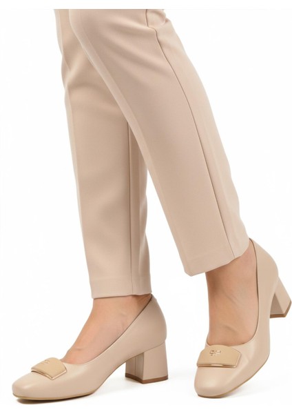 695039 Z Bej Cilt Kadın Topuklu Ayakkabı modelleri