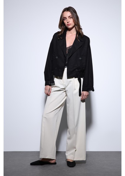 Siyah Kruvaze Kısa Kadın Trençkot fırsatları