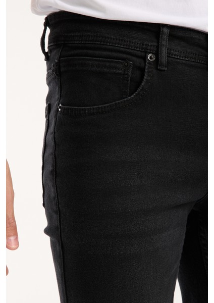 Erkek Pantolon Siyah Regular Fit Fermuarlı Jeans