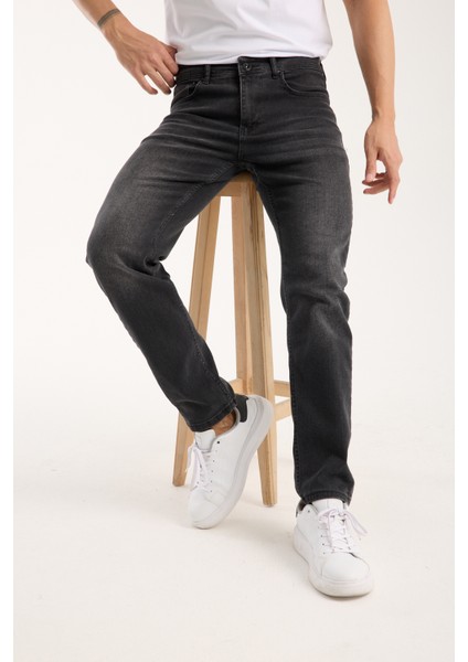 Erkek Pantolon Siyah Regular Fit Fermuarlı Jeans