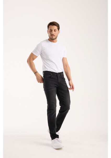 Erkek Pantolon Siyah Regular Fit Fermuarlı Jeans indirimleri