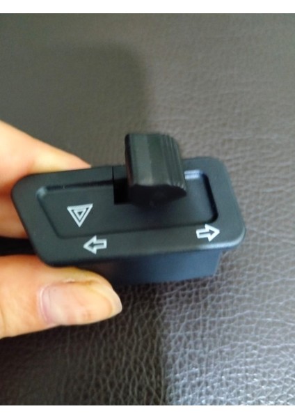 Motor Arrebol 50 ve 125 Uyumlu 4 lü Sinyal Flaşör Buton Düğmesi