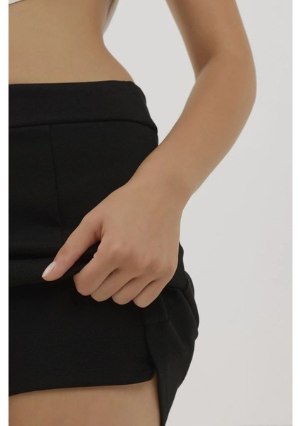 Kadın Lastikli Bel Dokulu Mini Etek Busem Collection Siyah fiyatları