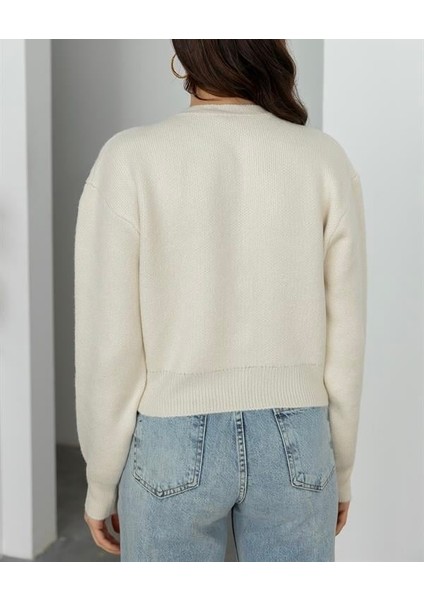 Kalp Düğmeli Triko Hırka fırsatları