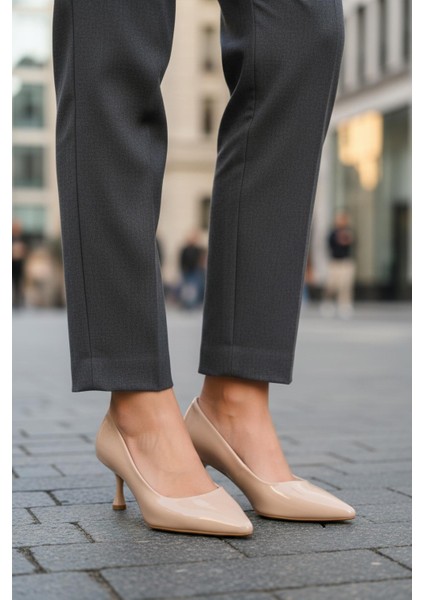 695033 Z Bej Rugan Kadın Topuklu Ayakkabı