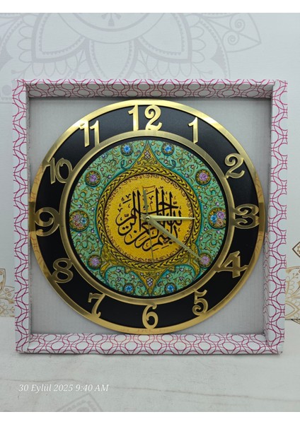 Pleksi Aynalı Rakamlar Ile Özel Tasarım Saat 40 cm Genişliğinde