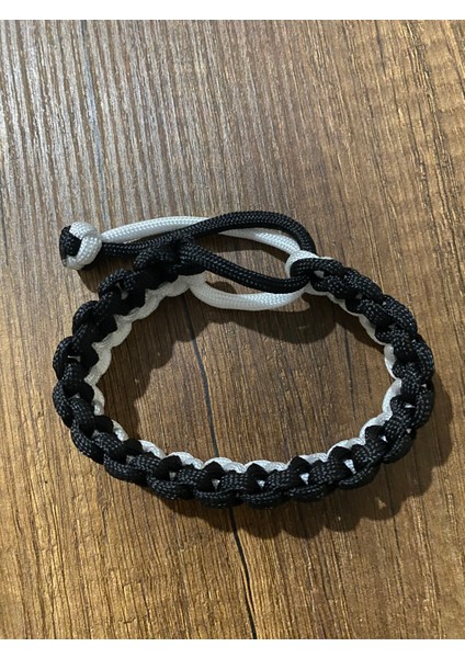 Siyah Beyaz Paracord Bileklik modelleri