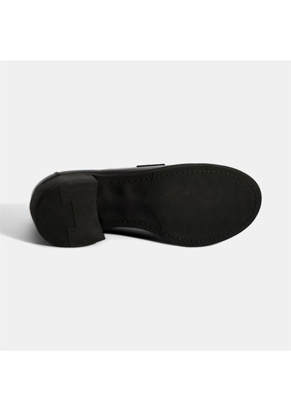 Kadın Siyah Topuklu Deri Loafer fırsatları