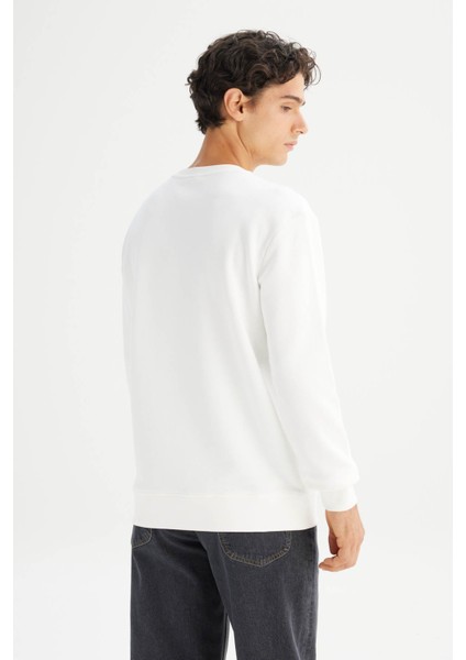 Regular Fit Baskılı Beyaz Erkek Sweatshirt L2520361102 indirimleri