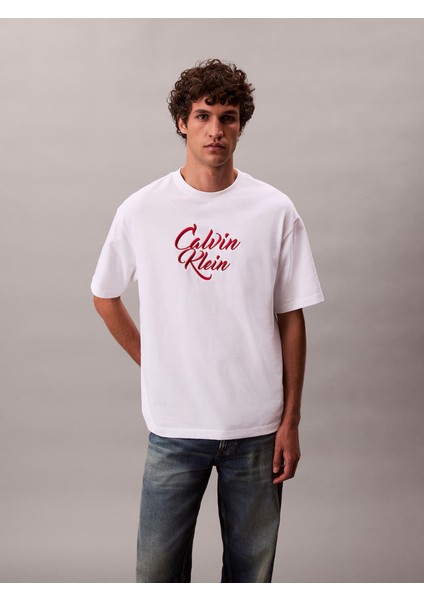 Ck LV04RD801G Ss 16S Sn Cursıve Calvın Graphıc Erkek Tshırt fiyatları