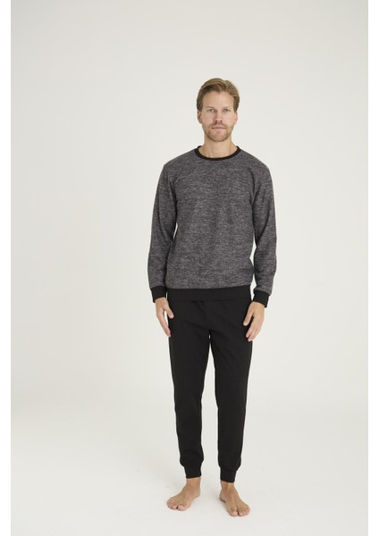 Erkek Siyah Renk Uzun Kollu Bisiklet Yaka Lastikli Paça Pijama Takımı C4T6N08