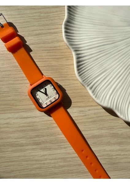Retro Minimal Silikon Kordon Vintage Kadın Kol Saati Turuncu fırsatları