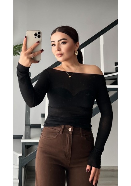 Siyah Modal Kayık Yaka Transparan Bluz