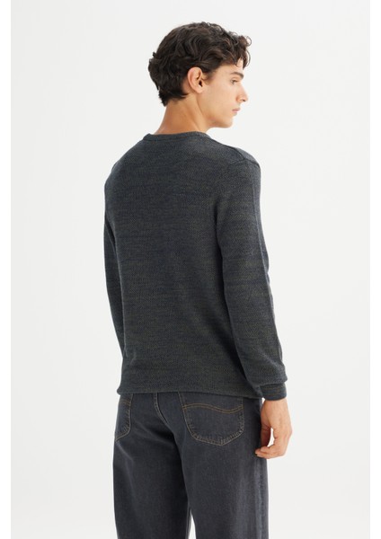 Pamuklu Regular Fit Normal Kesim Bisiklet Yaka Triko Kazak indirimleri