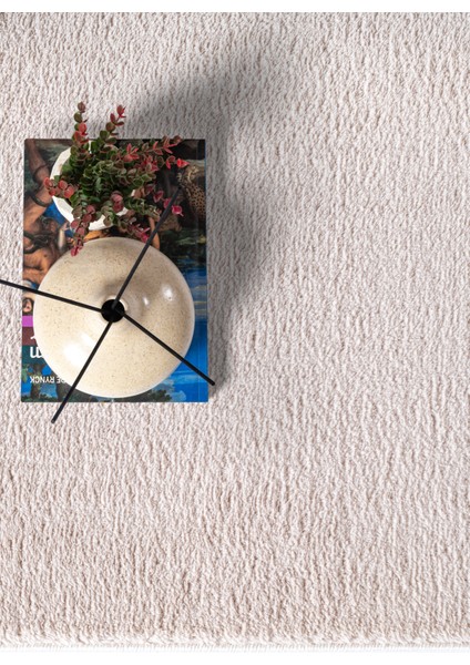 Yıkanabilir Kaymaz Taban Bej Renk Peluş Post Halı