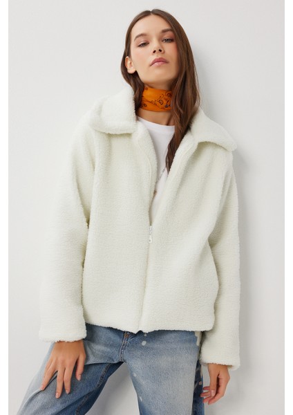 Polo Yaka Fermuarlı Peluş Sweatshirt LCI0042 Ekru