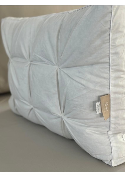 Premium El Yapımı, %100 Kaz Tüyü Dolgulu, %90 Gıdık, Uyku Yastığı / 50X70 1000GR