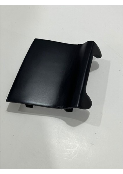 Audi A3 2009-2013 Uyumlu Arka Tampon Çeki Demiri Kapağı fiyatları