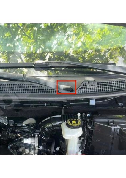 Renault Kadjar Silecek Kapağı