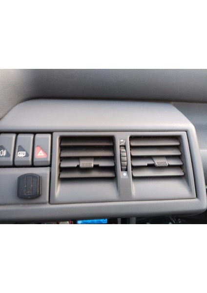 Renault Clio 1 Havalandırma Kanadı