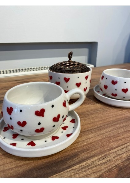 2 Kişilik El Yapımı Kalpli Seramik Fincan Takımı – Çay & Kahve Keyfi Için Özel Tasarım