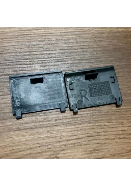 Ford Connect Emniyet Kemerinin Tabana Bağlandığı Yer