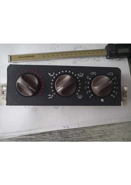 Renault Twingo Klima Düğmesi fırsatları