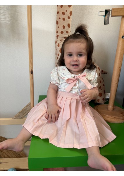 Çiçek Desenli Kız Bebek Takım