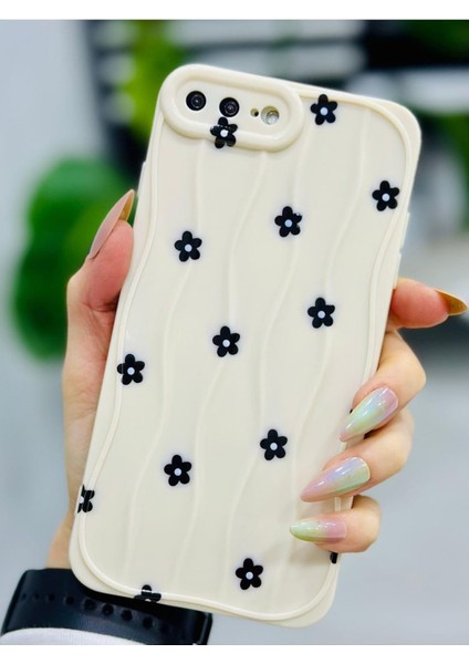 Aksesuar Iphone 7 Plus ve 8 Plus ile Uyumlu Siyah Papatya Baskılı Lansman Silikon Kılıf