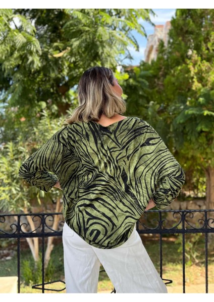 NC11285 Italyan V Yaka Zebra Desenli Triko Bluz Yeşil fırsatları