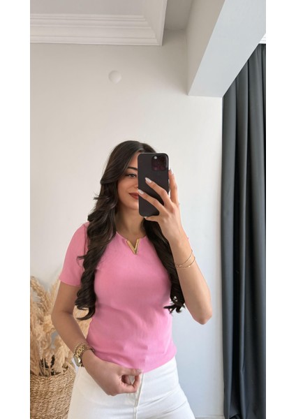 Lixo Metal V Detaylı Likralı Kısa Kol Bluz Pembe indirimleri