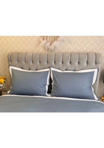 Açık Mavi Renkli, Beyaz Şeritli Yastık Kılıfı