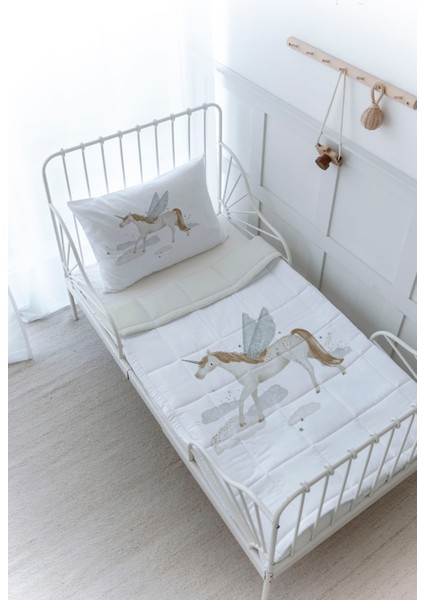 Organik Baskılı Bebek Boy (100X150) Yorgan Seti - Royal Series - Flying Unicorn