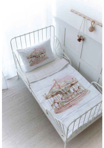 Organik Baskılı Bebek Boy (100X150) Yorgan Seti - Royal Series - Pink Carousel