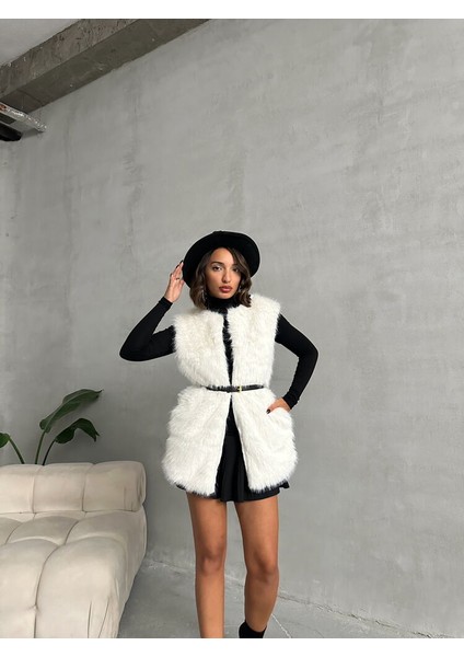 Beyaz Tüylü Uzun Kürk Şık Premium Luxury Trend Özel Tasarım Kadın Yelek fiyatları