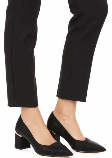 Siyah Hafif Kadın Topuklu Ayakkabı 619004 Z modelleri