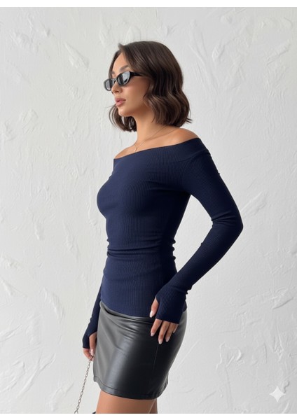 Yanları Büzgülü Modal Bluz Parmak Geçirme Detaylı