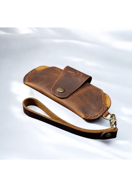 Hakiki Deri Gözlük Kılıfı – Çıkarılabilir Bilek Askılı Unisex Güneş Gözlüğü Kabı indirimleri