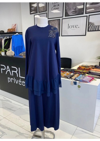 Şifon Detaylı Pantalonlu Takım