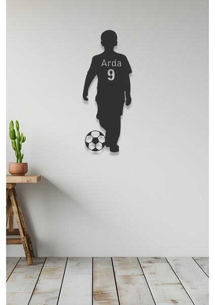 Kişiye Özel Futbolcu Duvar Dekorasyonu Hediyelik Isim ve Forma Numara Tasarımlı Metal Duvar Tablosu fırsatları