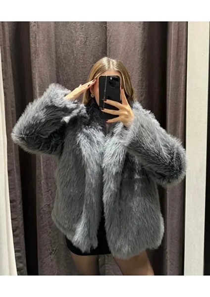 Kadın Yumuşak Tüylü Kısa Kürk Ceket Mont